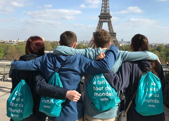 Kids looking at the Eiffel Tower