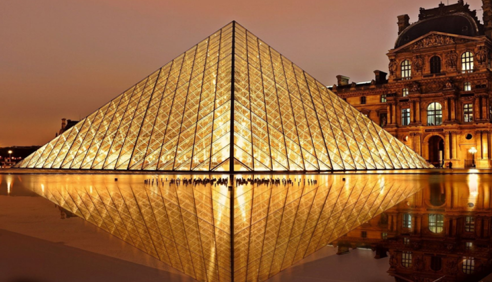 Louvre pyramid at night