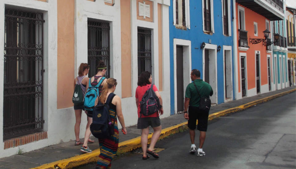 Students strolling through San Juan