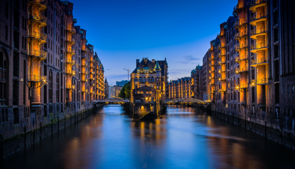 Hamburg at night
